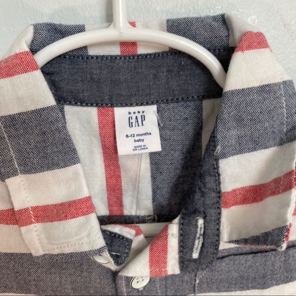 NWT - Baby GAP Striped Romper 6-12M - Picture 2 of 4